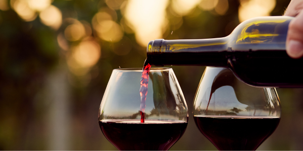 Unique Anniversary Gift Ideas: Why Personalized Wine Tops the List